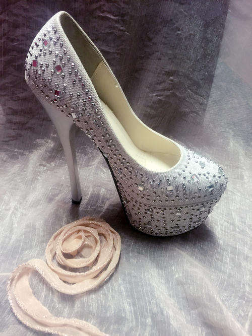 Limited Stock! Stunning Silver Crystal Diamante High Heel size 2-5 (size 34-38)